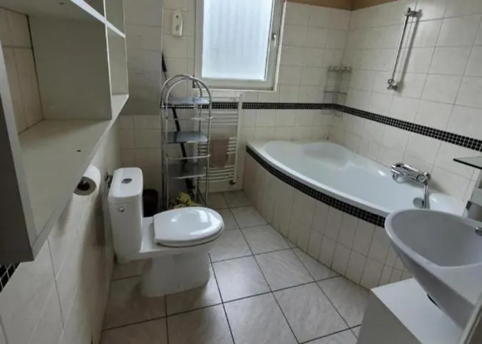 2 Bett Homestay Enns