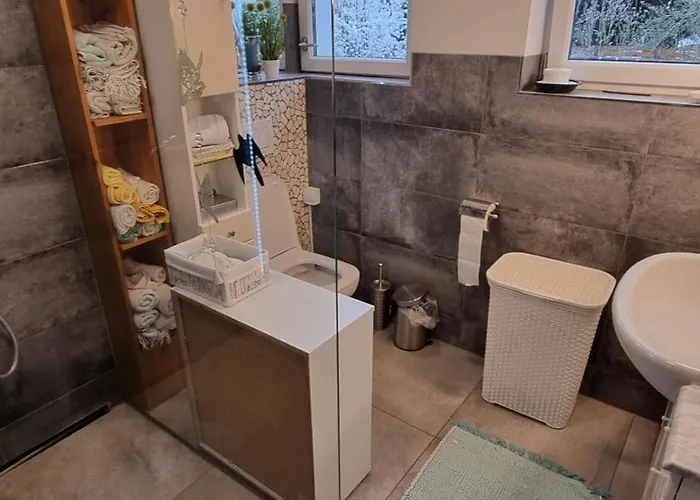 Doppelbett - 2 Personen * Enns